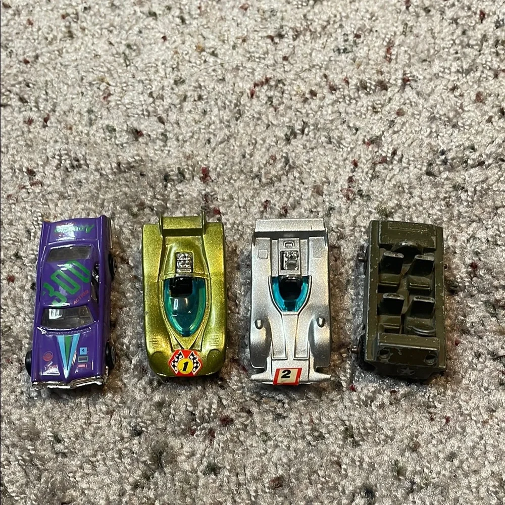 Vintage Toy Cars Lot of 4‎